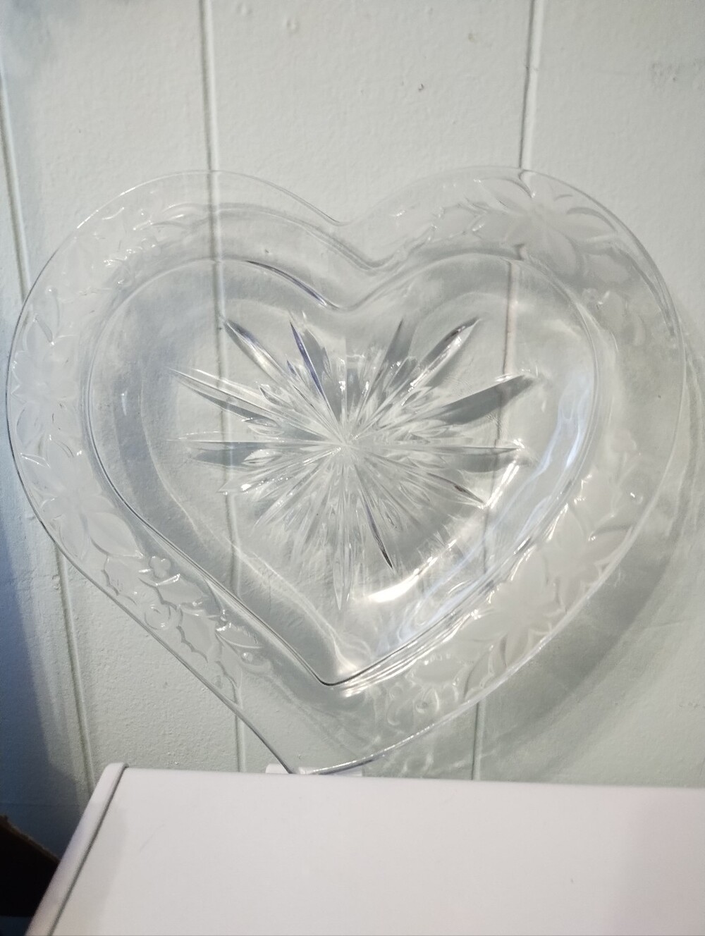 13" Mikasa Garden Terrace Heart-Shaped Glass Serving Platter